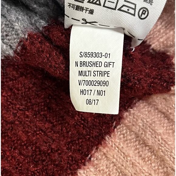 Old Navy Striped Sweater Womens M Colorful Festive Holiday Party Cozy Fitted Y2K - Picture 10 of 10